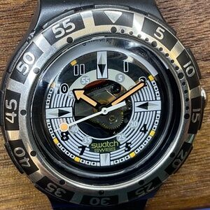 Swatch Scuba 200 Squiggly Watch